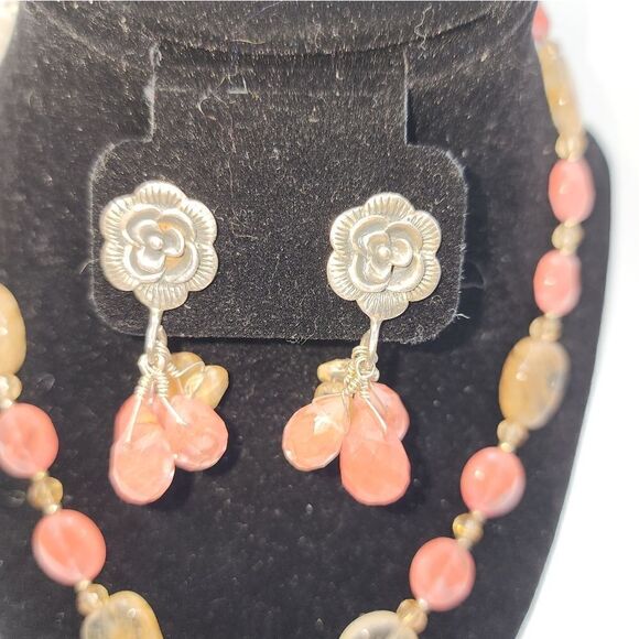 Sterling Silver 925 Vintage Lucite Necklace with .925 Earrings. - Picture 9 of 10